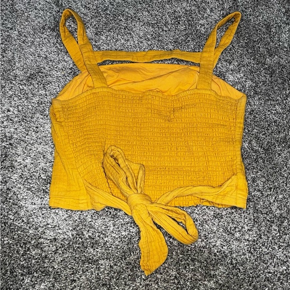 Anthropologie smock back top with tie backs size small - Picture 8 of 8